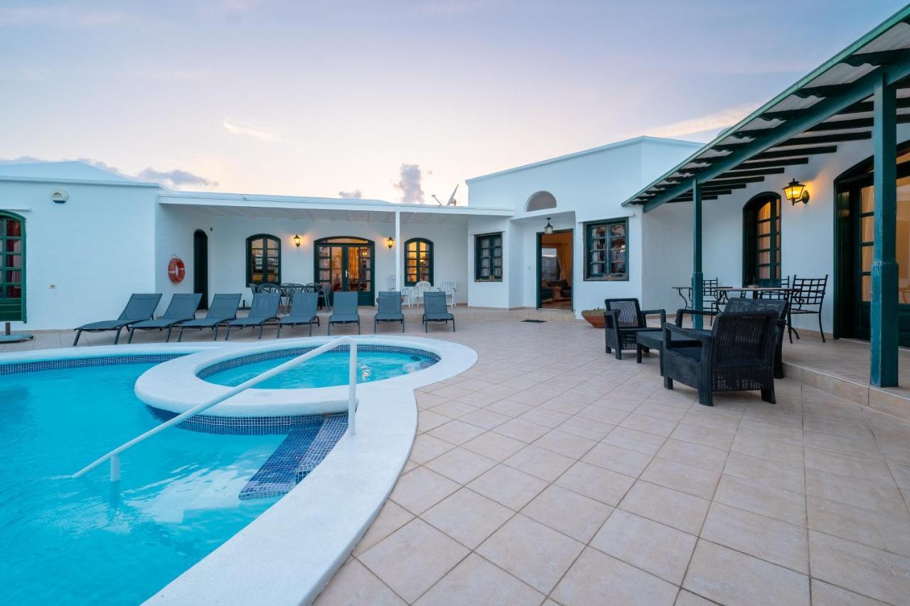 Villa Milan Puerto del Carmen  Exteriér fotografie
