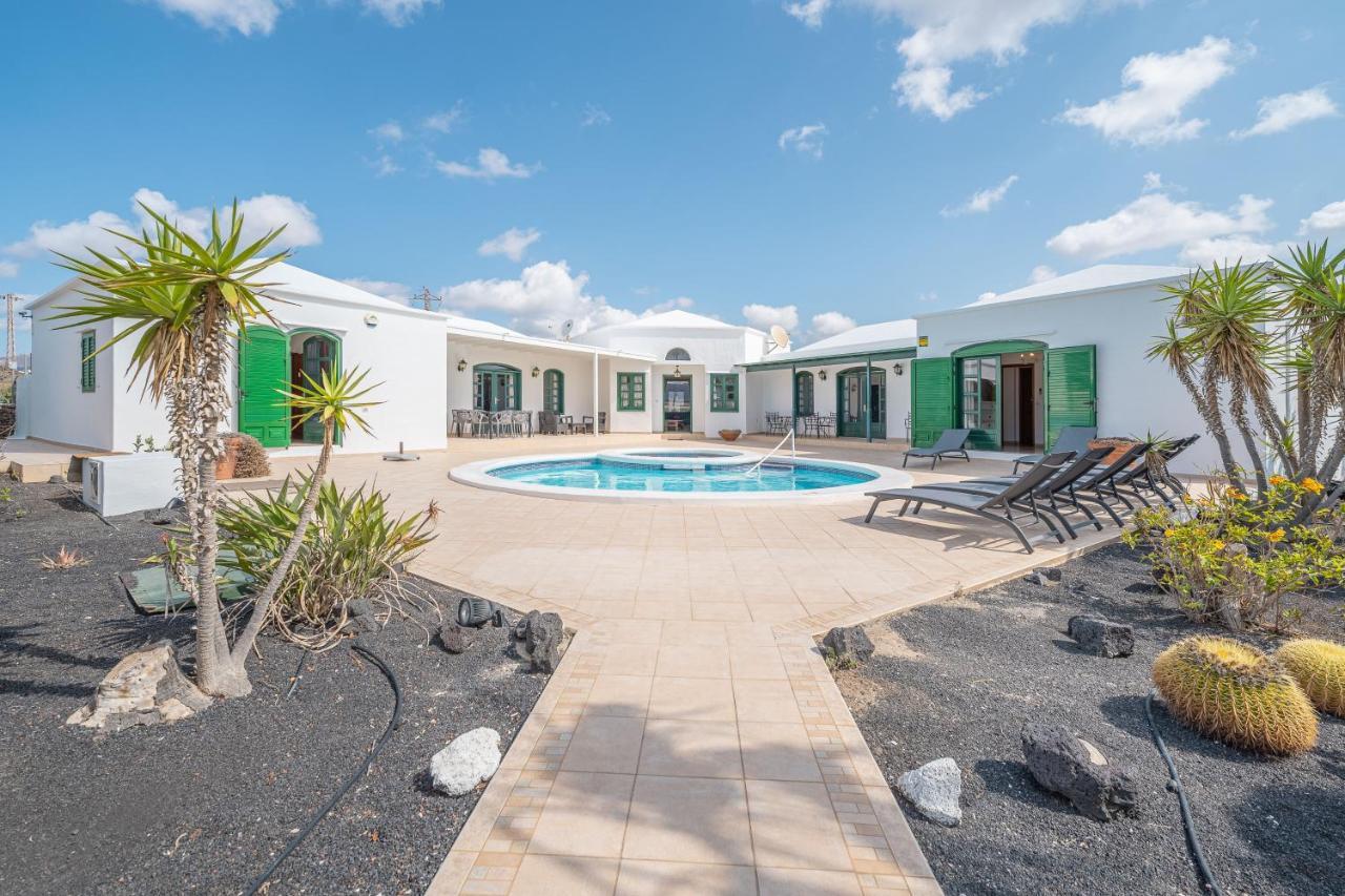 Villa Milan Puerto del Carmen  Exteriér fotografie