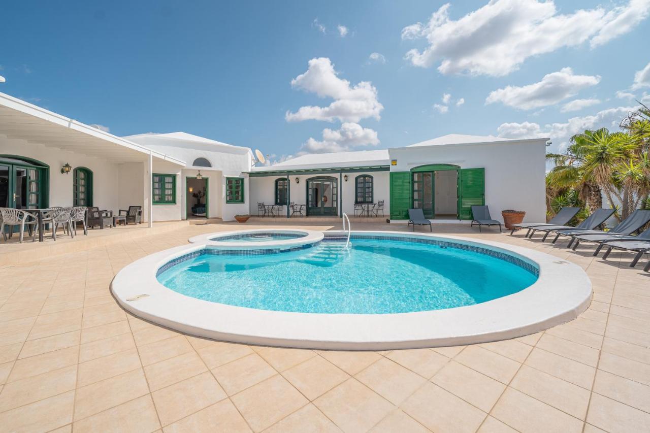 Villa Milan Puerto del Carmen  Exteriér fotografie