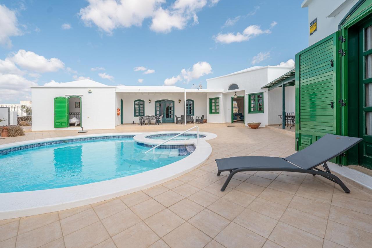 Villa Milan Puerto del Carmen  Exteriér fotografie