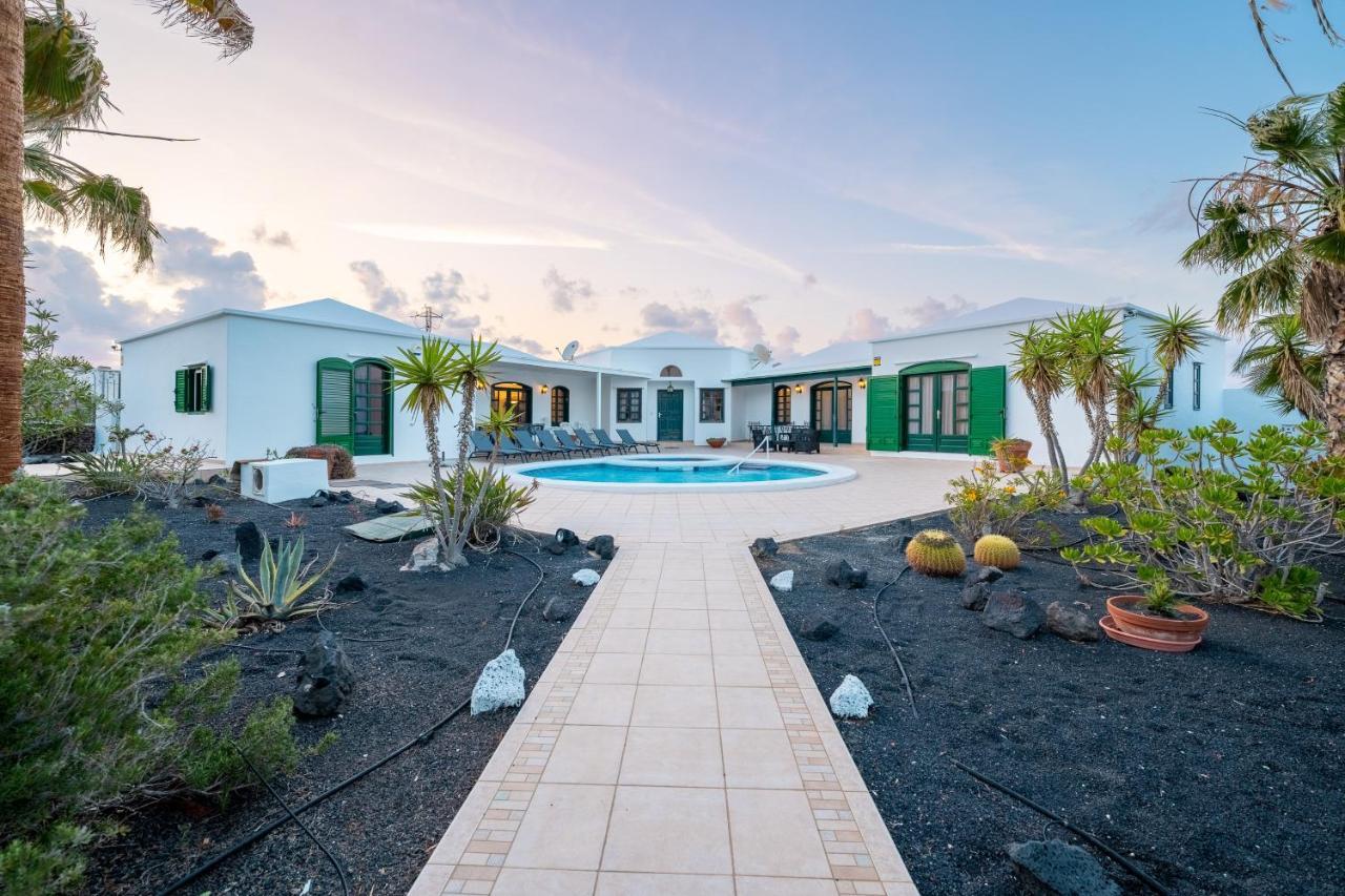 Villa Milan Puerto del Carmen  Exteriér fotografie